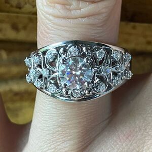 Genuine Moissanite Sterling Silver Ring Size 7